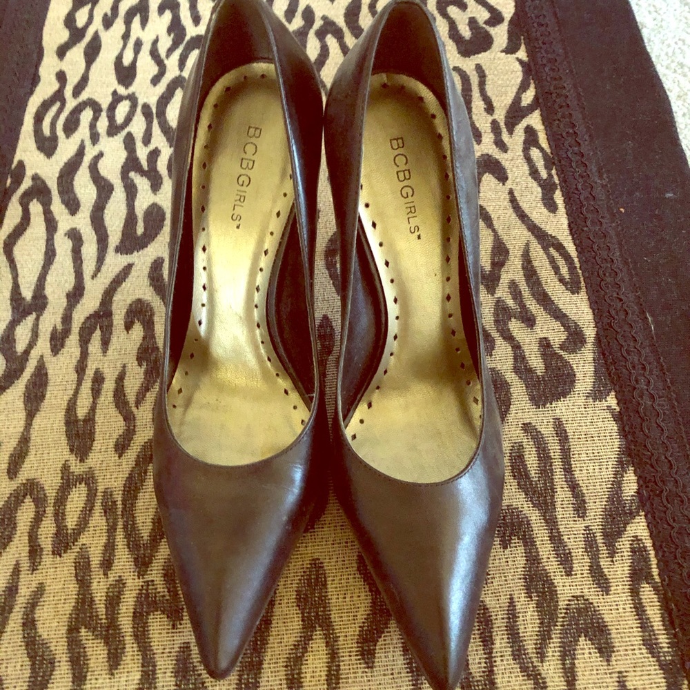 Black Leather Pumps